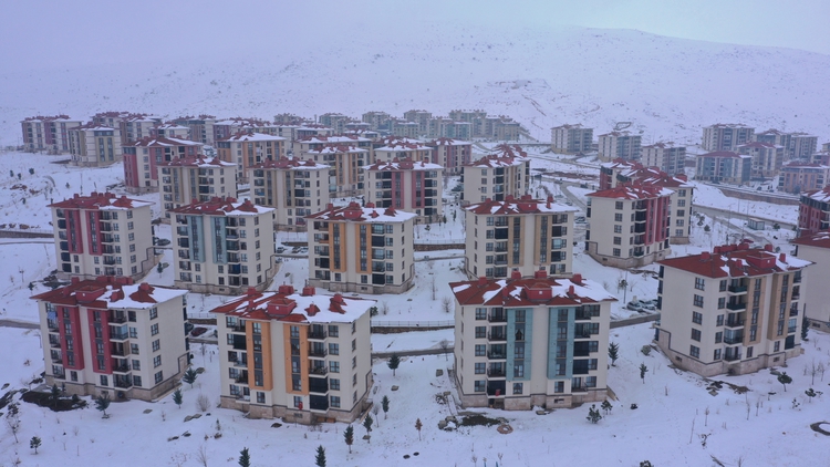 Elazığ'da 12 Bin 462 Konut Hak Sahiplerine Teslim Edildi0