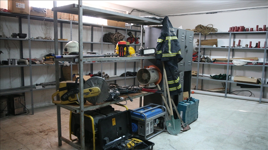 Iğdeli Itfaiyeciler Depremde Kullandıkları Ekipmanları Anı Olarak Saklıyor