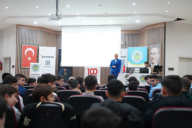 “İklim Değişikliği Ve Geleceğin Meslekleri” Gençlerle Buluştux (2)