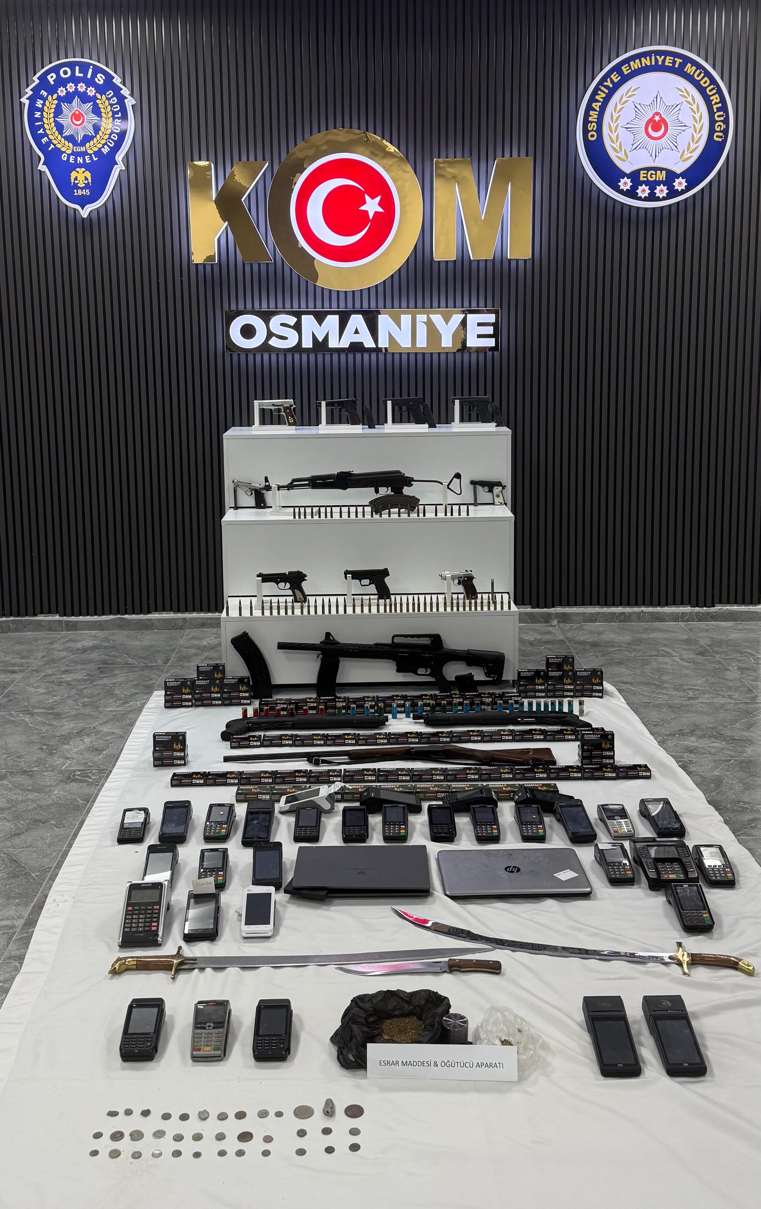 Osmaniye Merkezli Tefecilik Ve Silah Ticareti Operasyonunda Yakalanan 15 Zanlı Tutuklandı