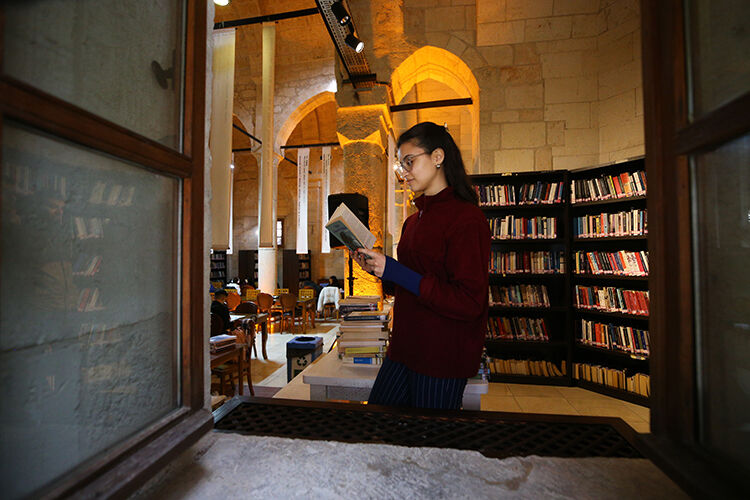Tarihi Kiliseye Taşınan Kütüphane 16 Ayda 65 Binden Fazla Kitapseveri Ağırladı (5)