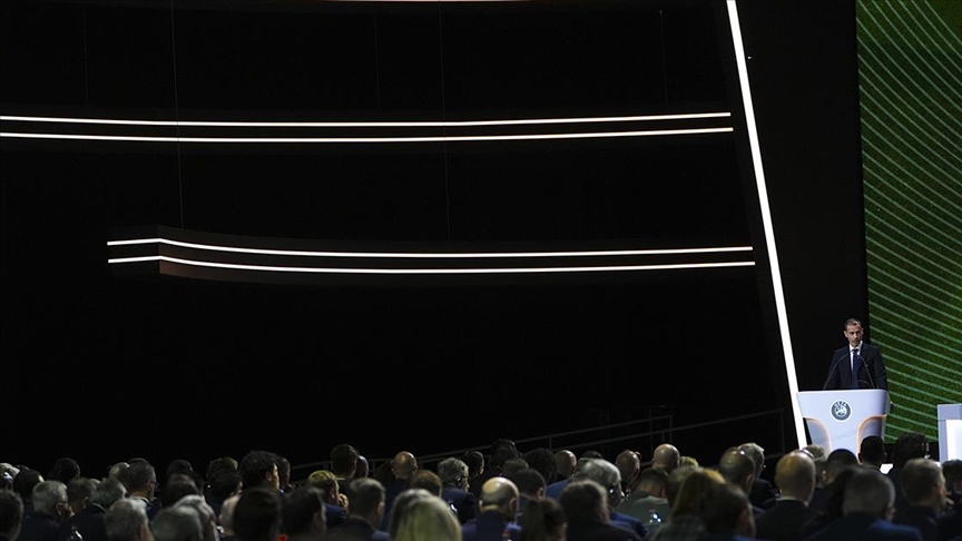 Uefa'nın 50. Olağan Genel Kongresi Belçika'da Yapıldı (1)