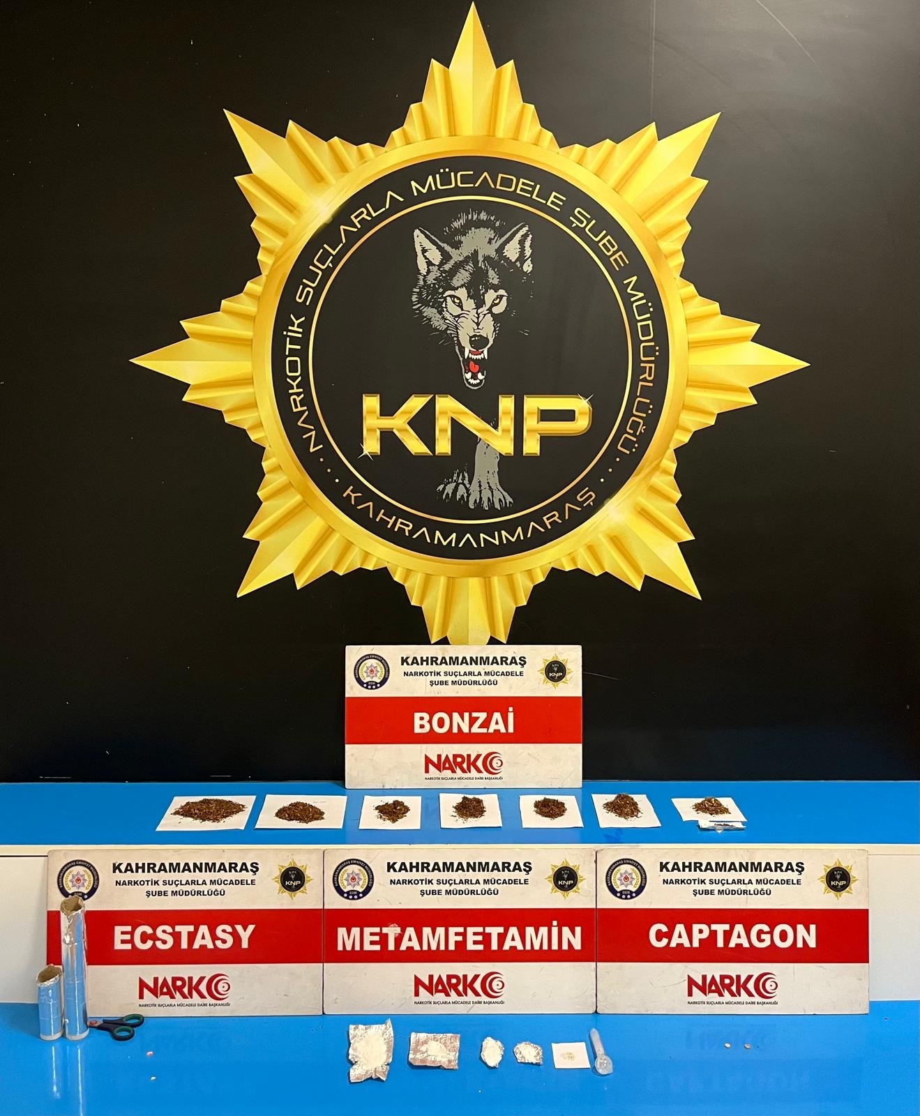 Uyuşturucu Madde Ele Geçirildi, 3 Kişi Tutuklandı (1)-1