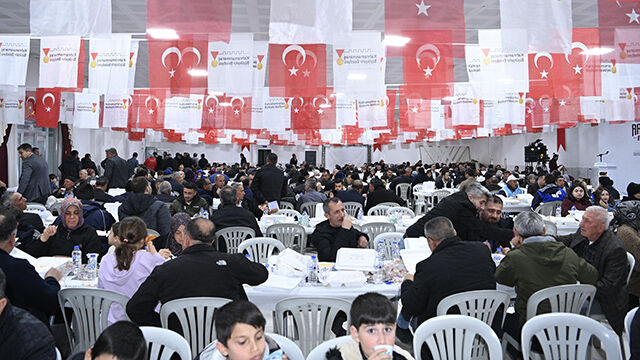 Çağlayancerit İftar (8)-2