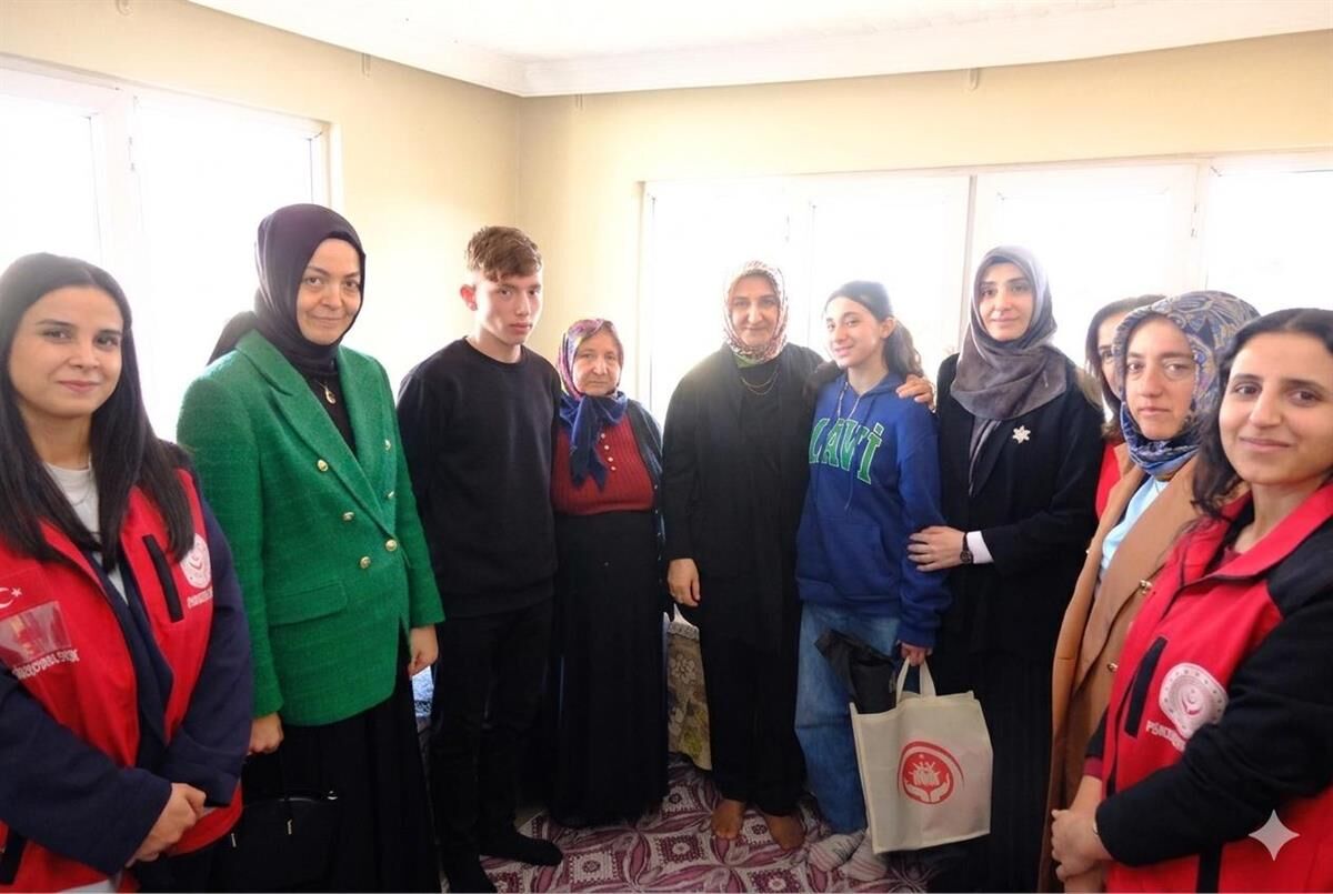 Dr. Ünlüer’den Depremzede Çocuklara Anlamlı Ziyaret (2)