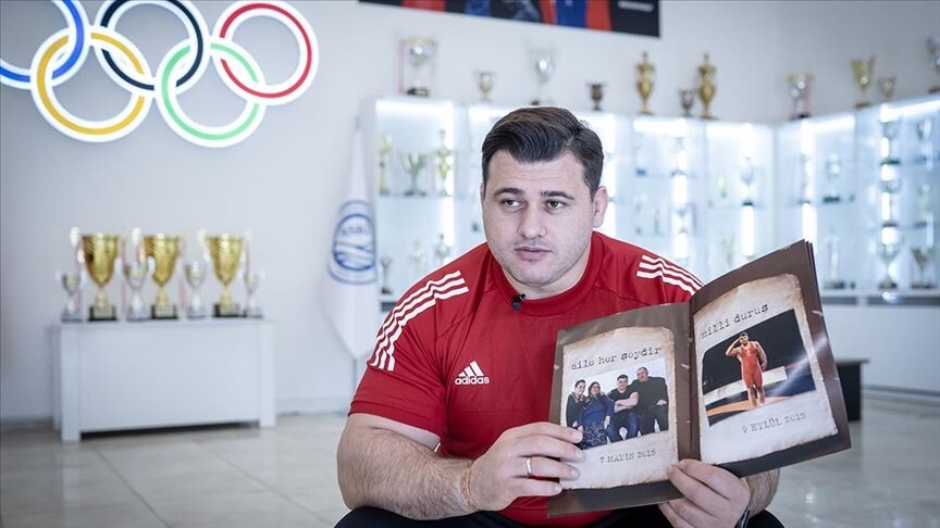 Güreş Kariyerinde Ve Hayatında Iz Bırakan Fotoğrafları Yorumladı (1)