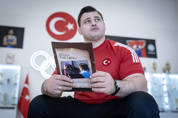 Güreş Kariyerinde Ve Hayatında Iz Bırakan Fotoğrafları Yorumladı (3)