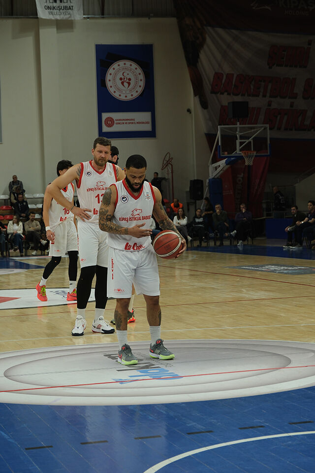 Ki̇paş İstiklalspor, 96 90 Mağlup Oldu (5)